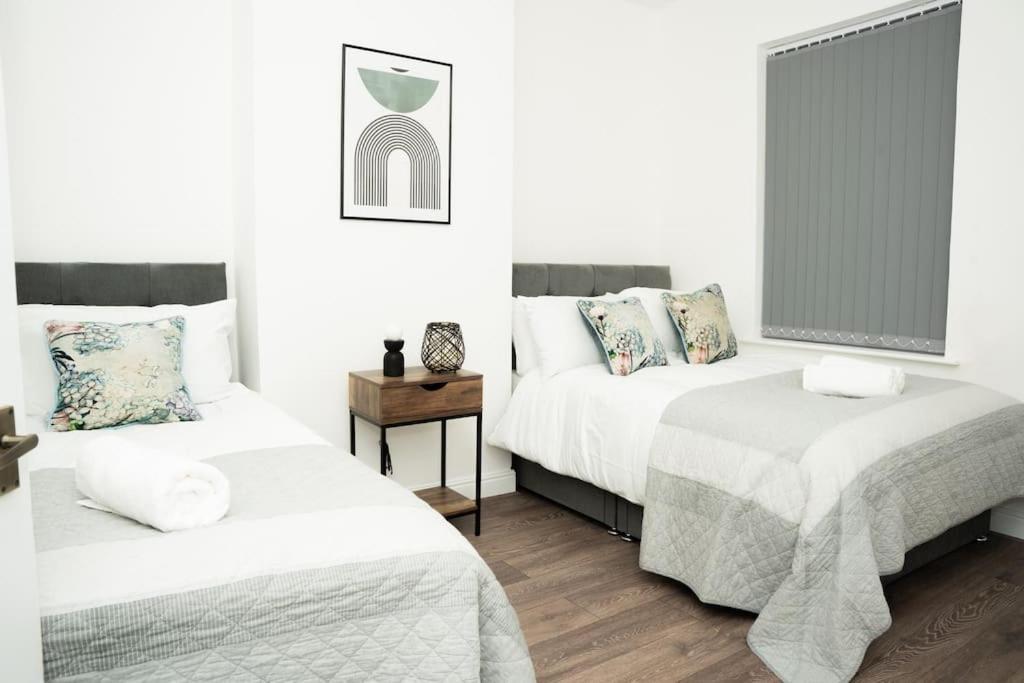 Stylish Home In York - Free Wifi & Parking - Close To Racecourse & City Centre エクステリア 写真